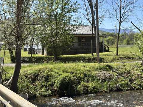 147 Padgett Mill Road, Cosby, TN 37722