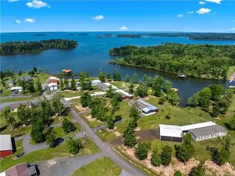129 St Thomas Circle, Florien, LA 71429