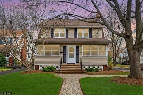 143 Parmelee Ave, Hawthorne, NJ 07506