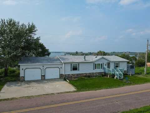 40526 S Shore Rd, Huron, SD 57350