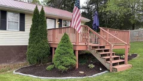82 Terra Lane, Prichard, WV 25555