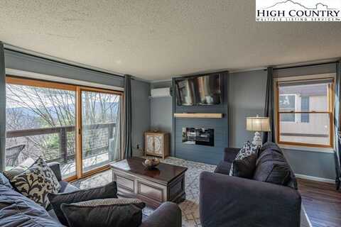 101 Upper Holiday Lane, Beech Mountain, NC 28604