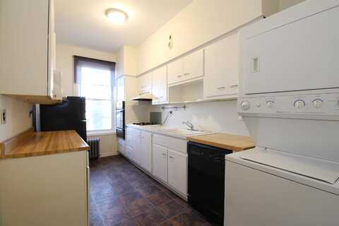 704 WASHINGTON ST, Hoboken, NJ 07030