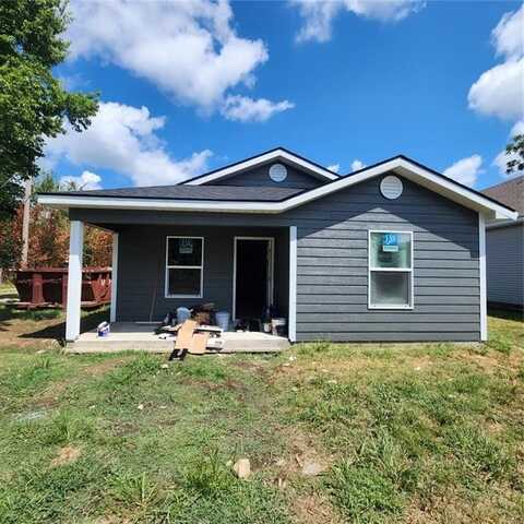 303 E Euclid Street, Pittsburg, KS 66762