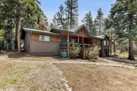 25420 Lodge Rd., Idyllwild, CA 92549