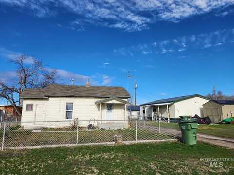 461 SE 5th St, Ontario, OR 97914