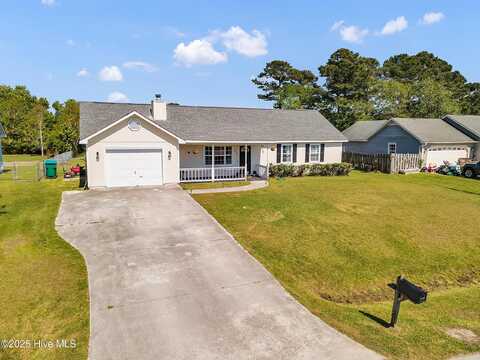213 Zachary Lane, Hubert, NC 28539