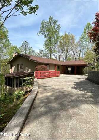 1713 Cardinal Drive, Gatlinburg, TN 37738