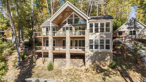 336 Schulte Lane, Jacksboro, TN 37757