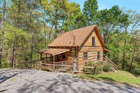 2580 Black Bear Lane, Sevierville, TN 37876