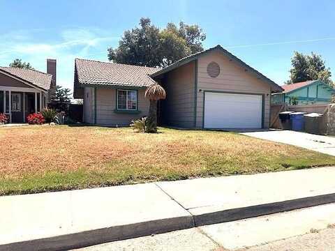 1261 State Street, Hanford, CA 93230