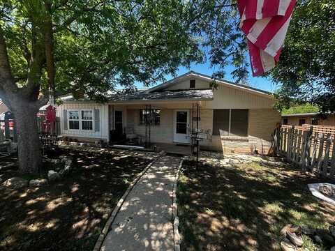 1304 Ridge Rd, Kerrville, TX 78028
