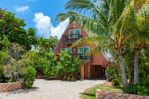 22852 John Silver Lane, Cudjoe Key, FL 33042