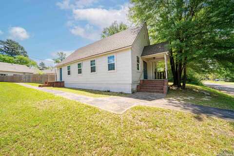 512 N Live Oak St, Gladewater, TX 75647