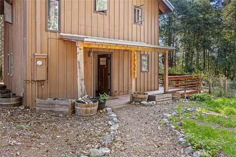 23551 Ridge Road, Willits, CA 95490