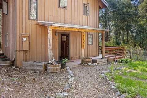 23551 Ridge Road, Willits, CA 95490