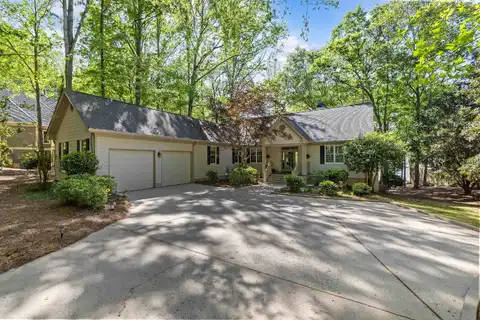 129 BARRINGTON HALL DRIVE, Eatonton, GA 31024
