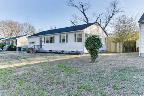 18 Clemwood Pky, Hampton, VA 23669