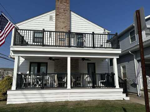 8808 Amherst Ave, Margate City, NJ 08402