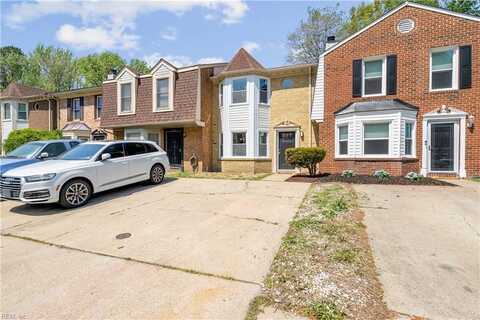 2010 Candlelight DR, Chesapeake, VA 23325