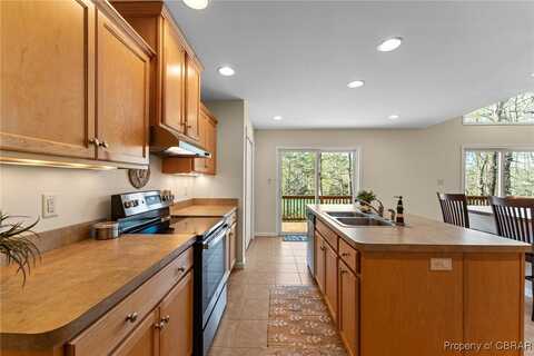 637 Mallard Bay Dr, Heathsville, VA 22473