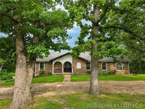 11237 Wildwood Dr, Versailles, MO 65084