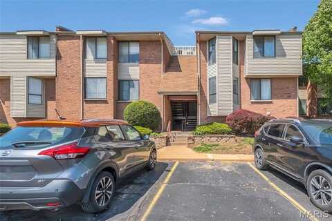 5267 Cedarstone Court, Saint Louis, MO 63129