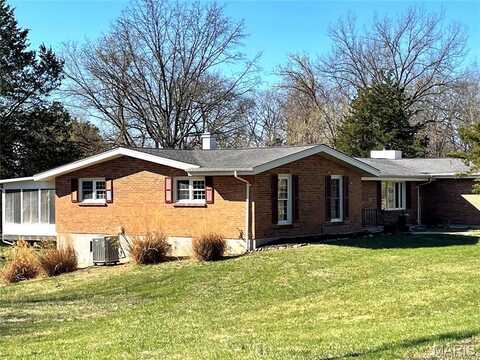 22 Coachman Lane, Villa Ridge, MO 63089