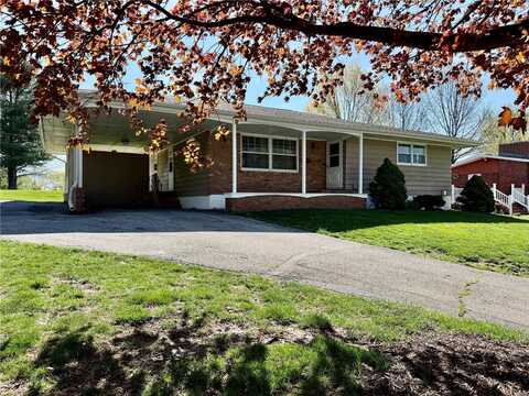 4920 College Avenue, Hannibal, MO 63401