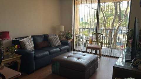 14211 N Kendall Dr, Miami, FL 33186