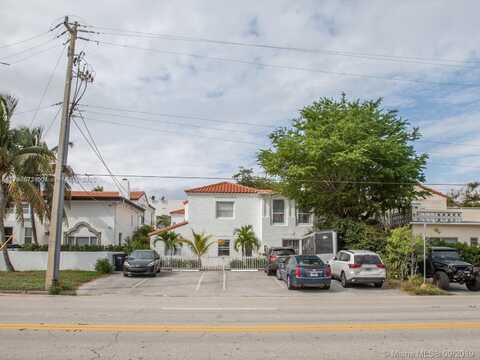2816 Pine Tree Dr, Miami Beach, FL 33140