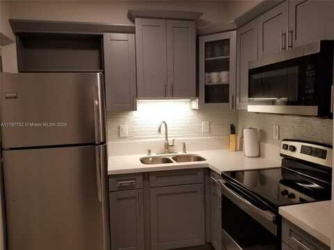 2015 Funston St, Hollywood, FL 33020