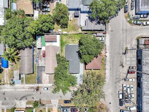 3384 NW 52nd St, Miami, FL 33142