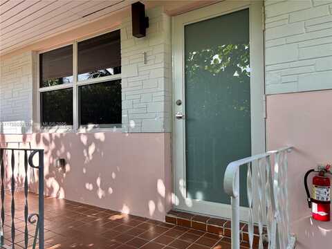 424 NE 64th St, Miami, FL 33138