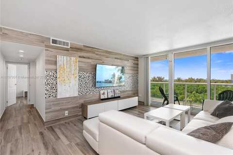 100 Bayview Dr, Sunny Isles Beach, FL 33160