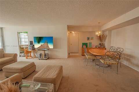 301 174th St, Sunny Isles Beach, FL 33160