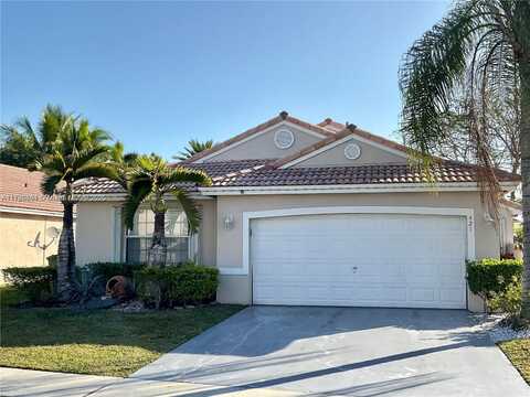 421 SW 195th Ave, Pembroke Pines, FL 33029