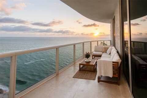 15901 Collins Ave, Sunny Isles Beach, FL 33160