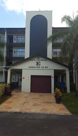 12900 SW 13th St, Pembroke Pines, FL 33027