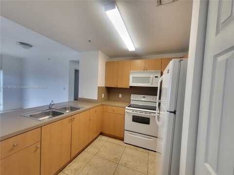 435 SW 12th Ave, Miami, FL 33130