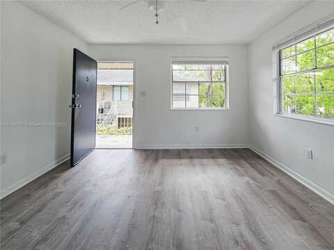 6617 SW 10th St, West Miami, FL 33144