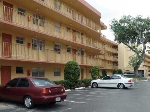 447 NE 195th St, Miami, FL 33179