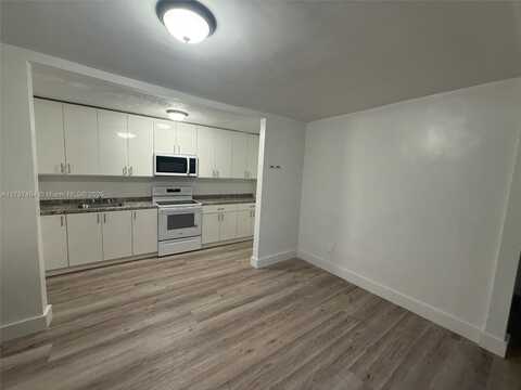 2962 NW 46th St, Miami, FL 33142