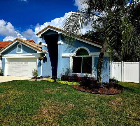 8510 Tourmaline Blvd, Boynton Beach, FL 33472