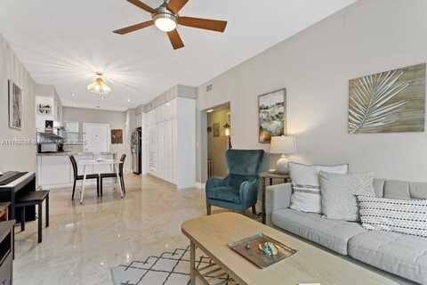 1045 Lenox Ave, Miami Beach, FL 33139