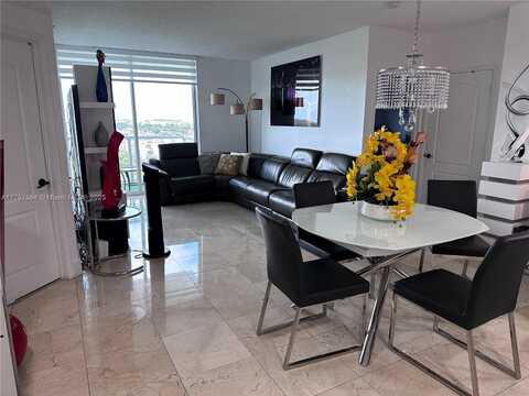 5077 NW 7th St, Miami, FL 33126