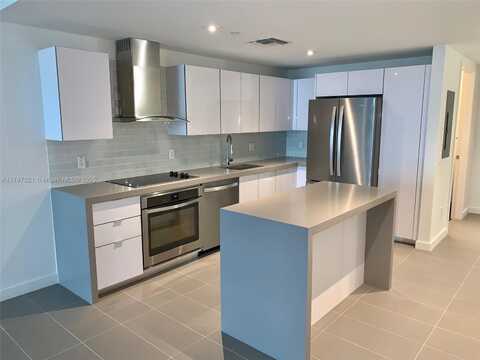 1600 NE 1st Ave, Miami, FL 33132