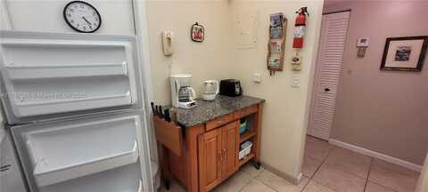 1825 S Ocean Dr, Hallandale Beach, FL 33009