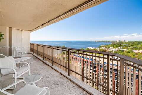 2901 S Bayshore Dr, Coconut Grove, FL 33133