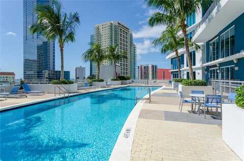 60 SW 13th St, Miami, FL 33130